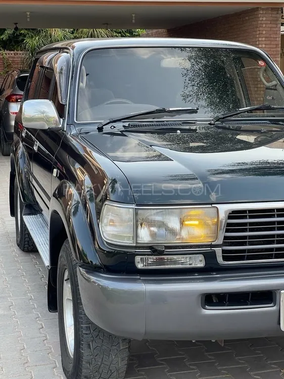 Gasoline
英語版 Toyota Land Cruiser VX Limited 4.5 1994 for sale in Lahore
