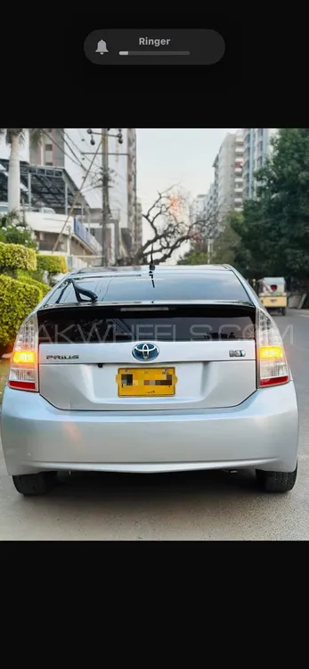 Toyota Prius 2011 for Sale in Quetta Image-1