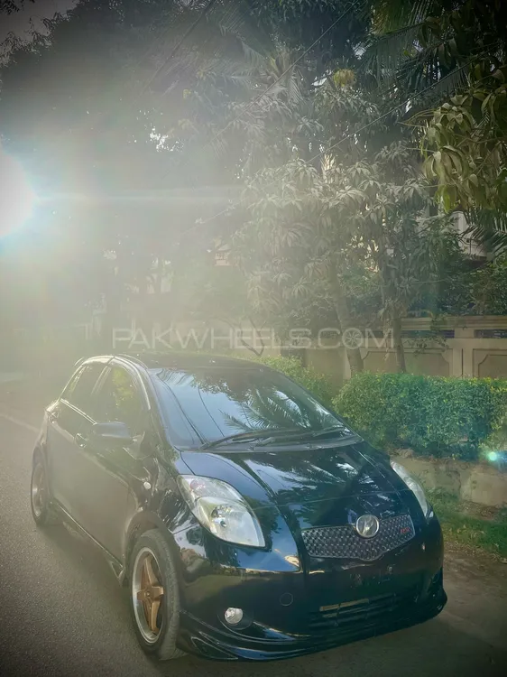 Toyota Vitz 2005 for Sale in Karachi Toyota Vitz 2005 for Sale in Karachi Image-2