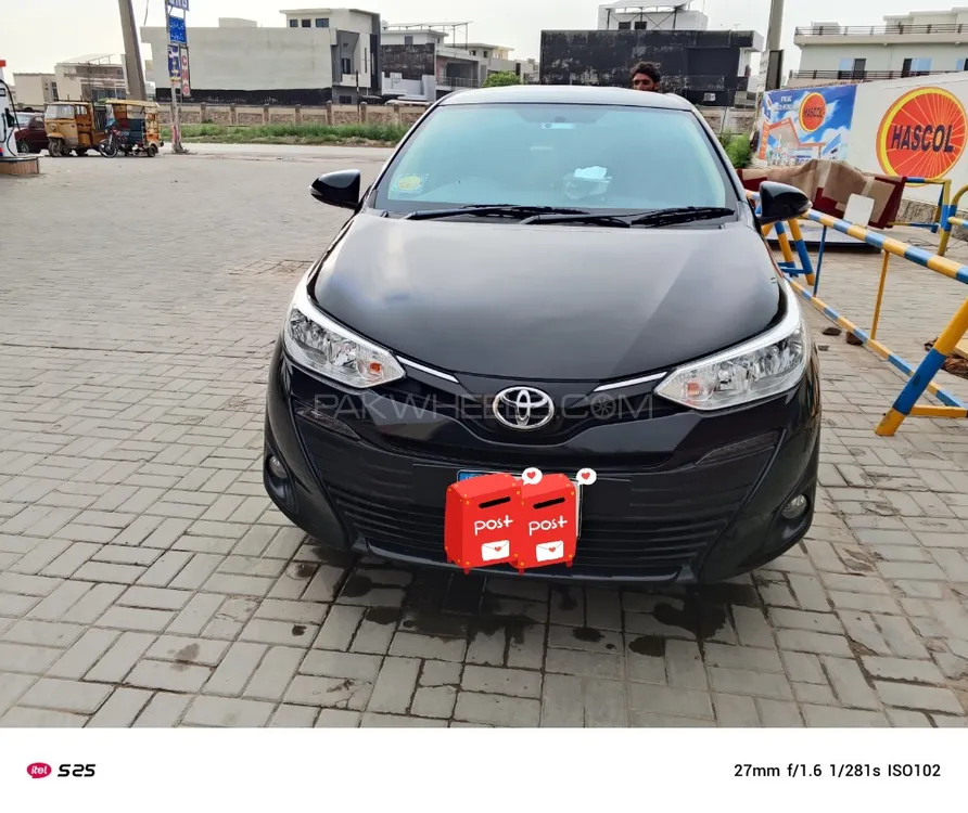 Toyota Yaris Sedan 2021 for Sale in Islamabad Image-1