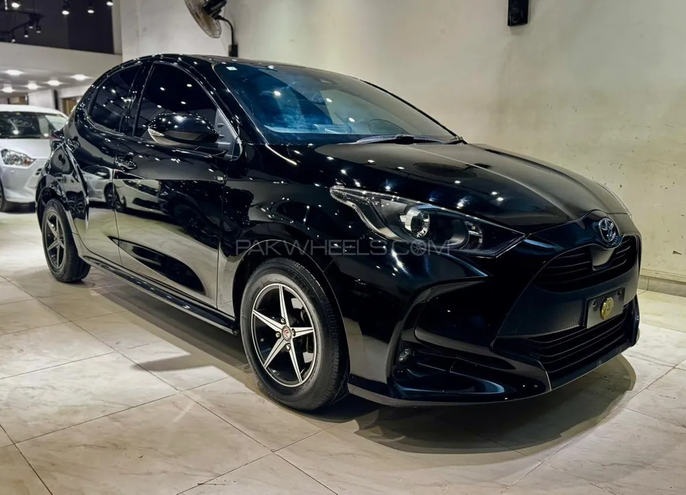 Toyota Yaris Hatchback 2021 for Sale in Karachi Image-1