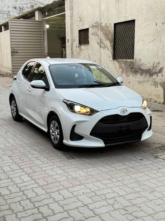 Toyota Yaris Hatchback 2022 for Sale in Sialkot Image-1