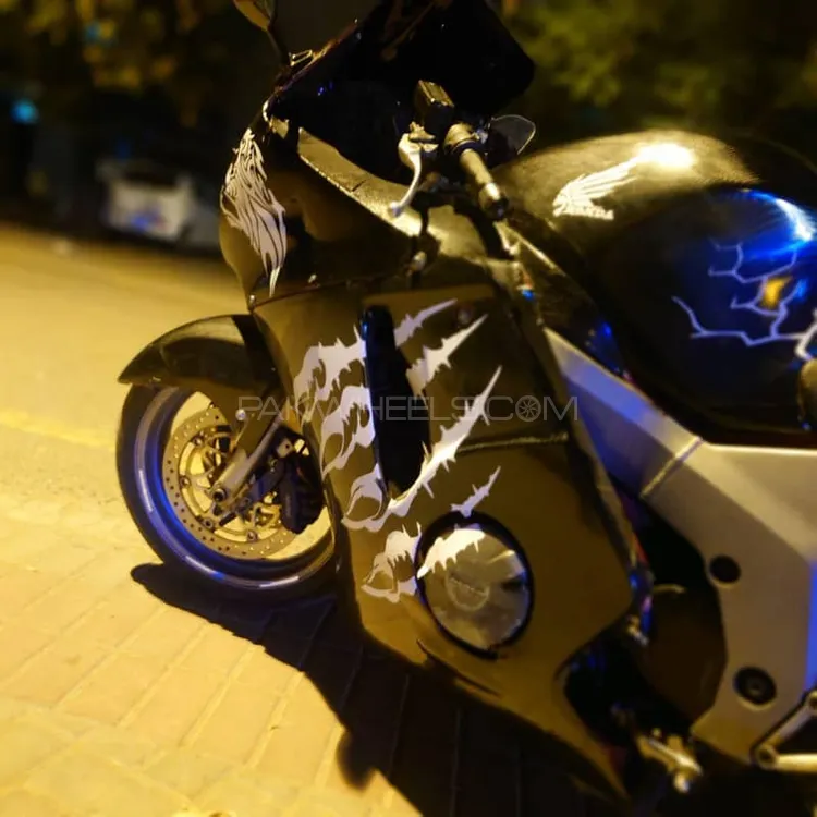 Honda CBR 1000RR 2007 for Sale Image-1