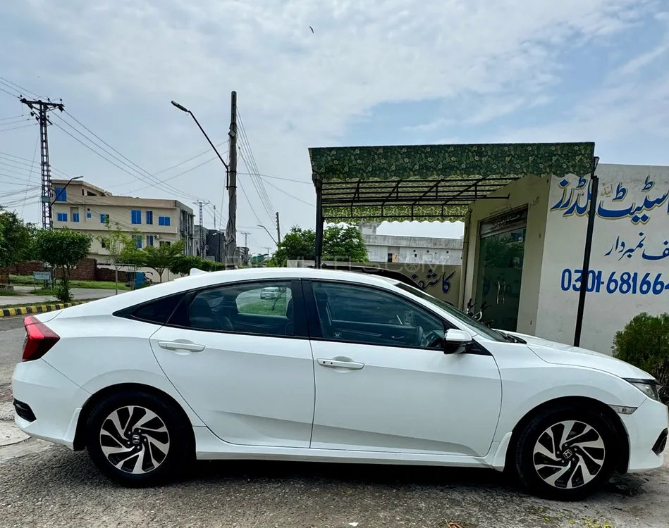 Honda Civic 2016 for Sale in Lahore Image-1