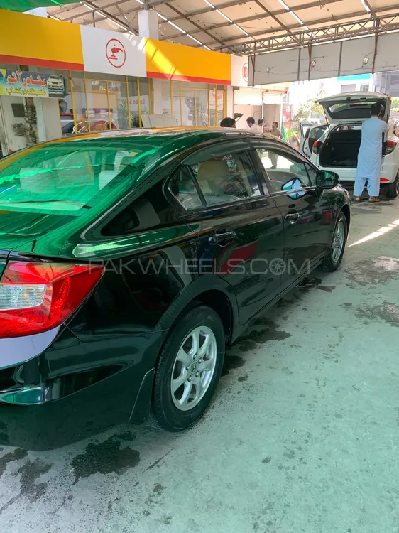 Honda Civic 2015 for Sale in Peshawar Honda Civic 2015 for Sale in Peshawar Image-12