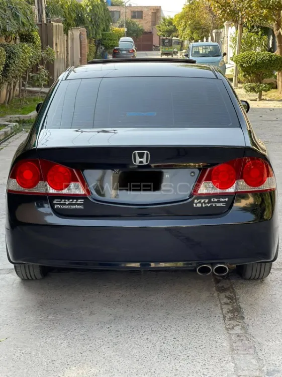 Honda Civic 2011 for Sale in Lahore Image-1