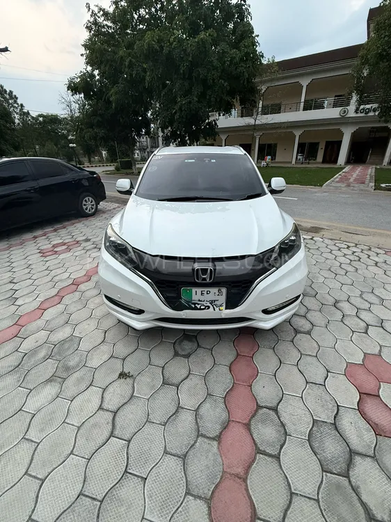 Honda Vezel 2014 for Sale in Mardan Image-1