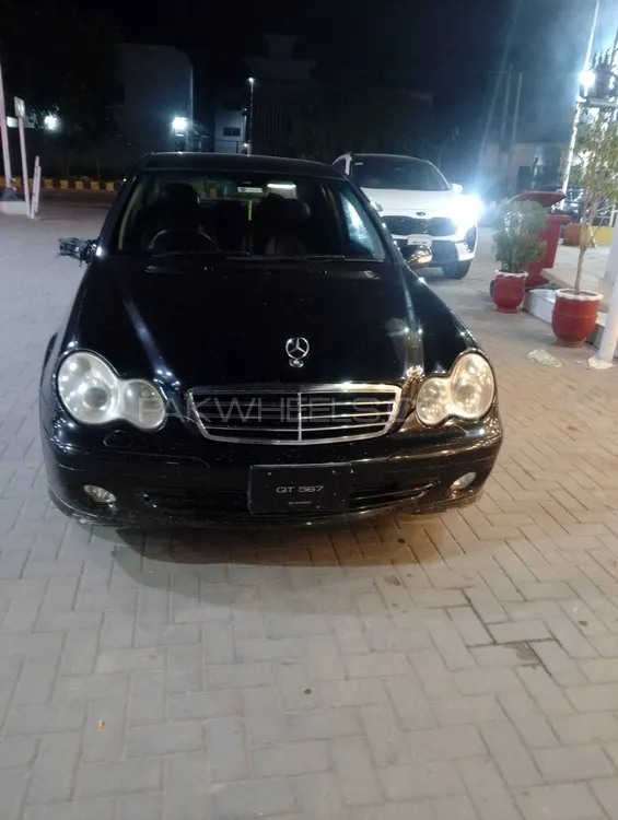 Mercedes Benz C Class 2005 for Sale in Lahore Image-1