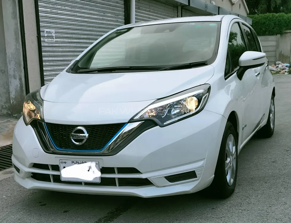 Nissan Note 2018 for Sale in Rawalpindi Image-1