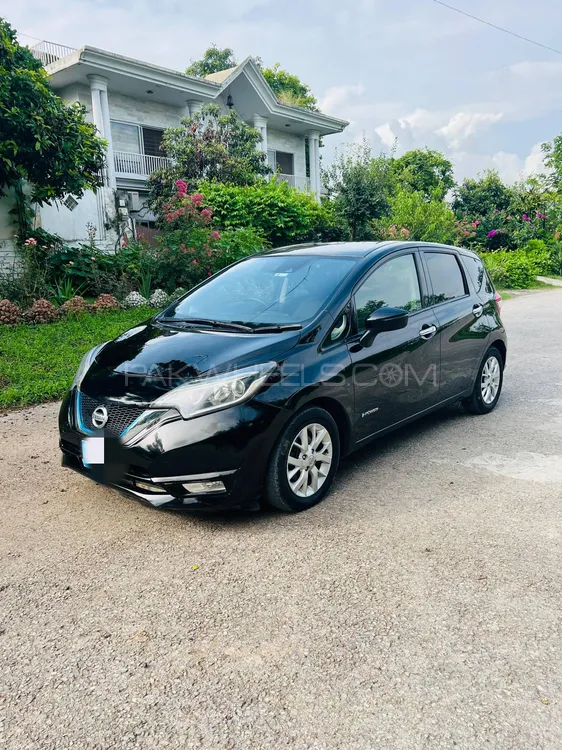 Nissan Note 2016 for Sale in Islamabad Image-1