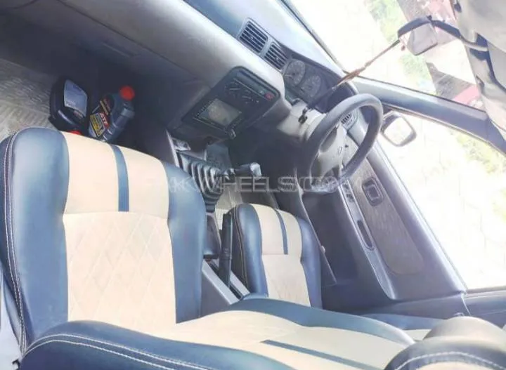 Nissan Sunny 1998 for Sale in Karachi Image-1