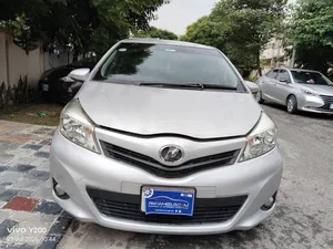 Toyota Vitz F 1.0 2013 for Sale