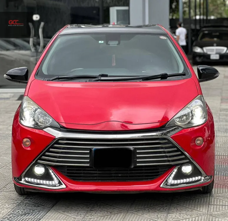 Toyota Aqua 2017 for Sale in Islamabad Image-1