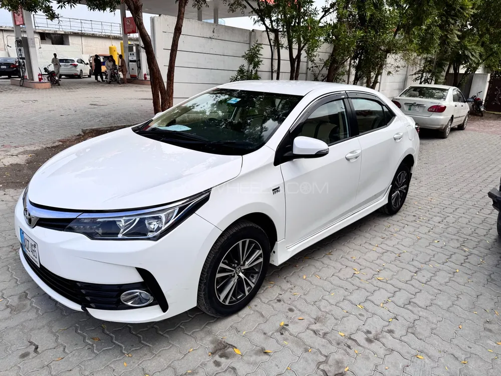 Toyota Corolla 2020 for Sale in Islamabad Image-1