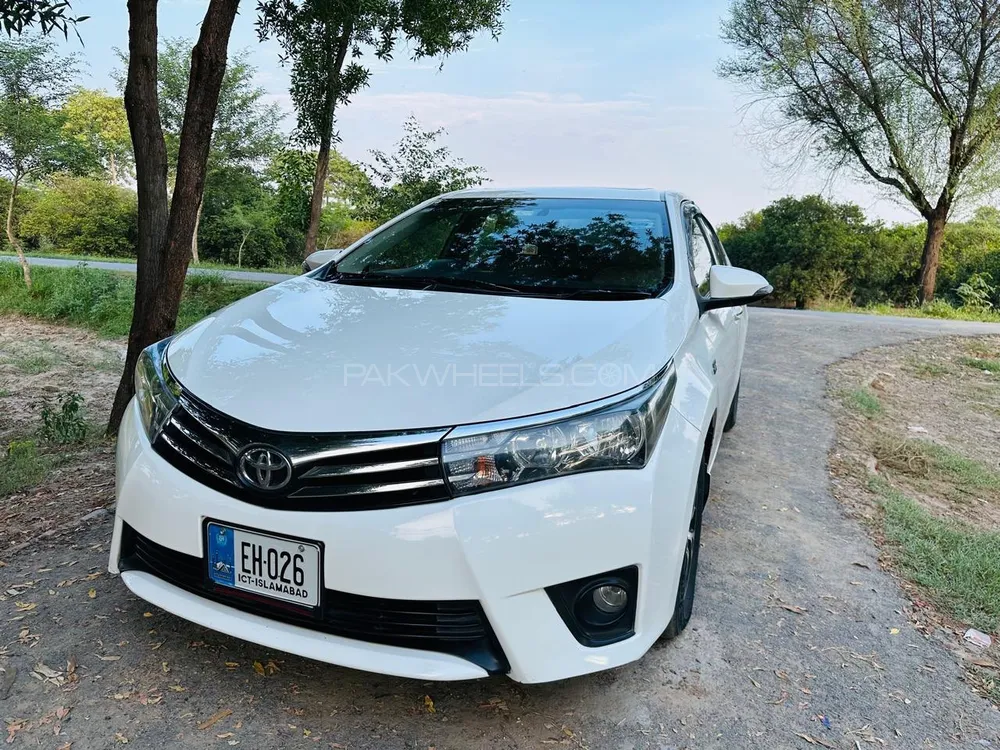 Toyota Corolla 2015 for Sale in Sargodha Image-1