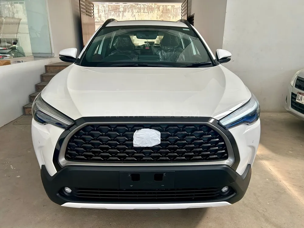 Toyota Corolla Cross 2025 for Sale in Karachi Image-1