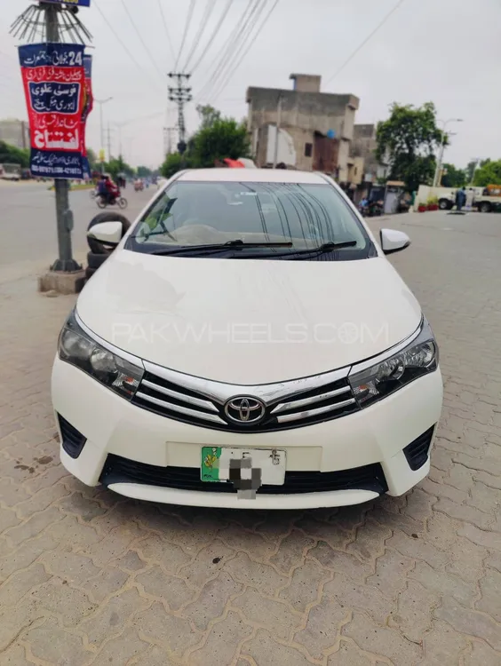 Toyota Corolla 2015 for Sale in Kasur Image-1