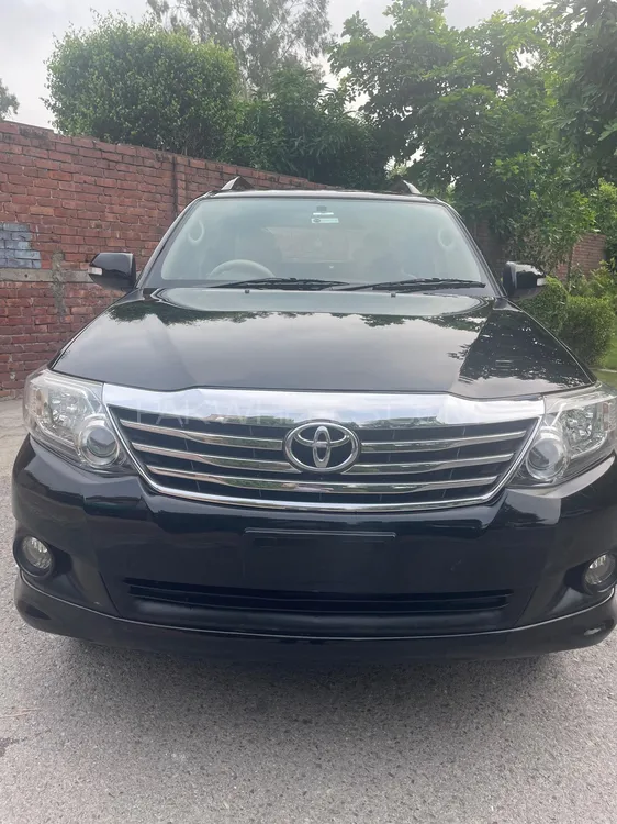 Toyota Fortuner 2013 for Sale in Lahore Image-1