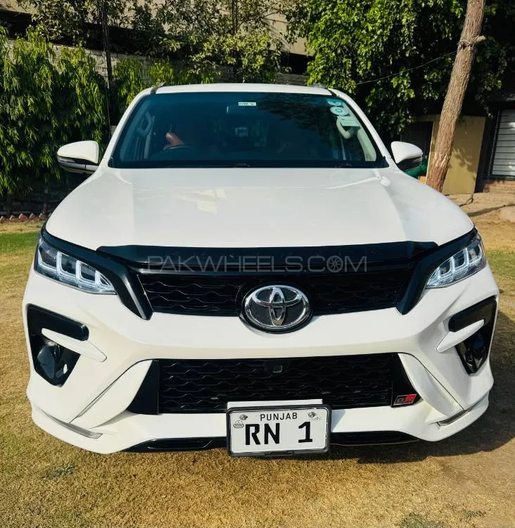 Toyota Fortuner 2019 for Sale in Lahore Image-1