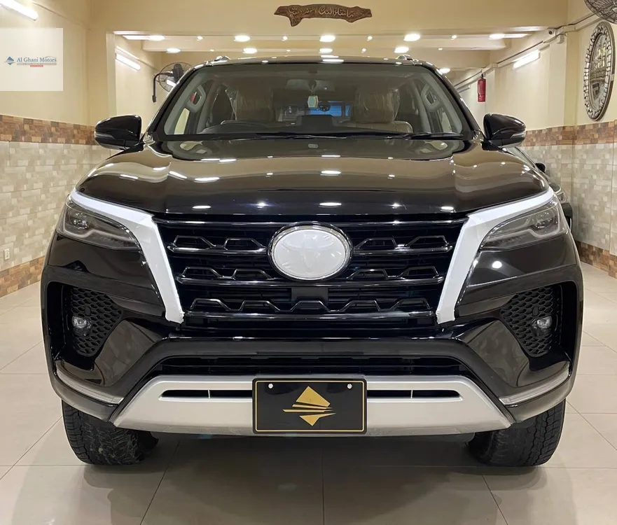 Toyota Fortuner 2022 for Sale in Karachi Image-1