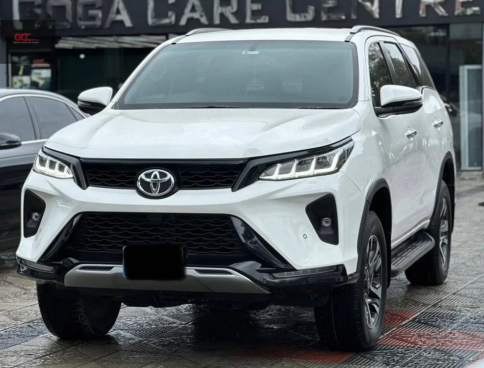 Toyota Fortuner 2023 for Sale in Islamabad Image-1
