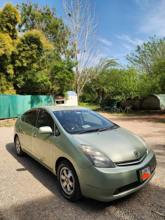 Toyota Prius 2007 for Sale in Islamabad Image-1