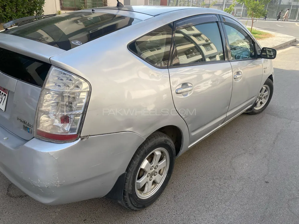 Toyota Prius 2009 for Sale in Karachi Image-1