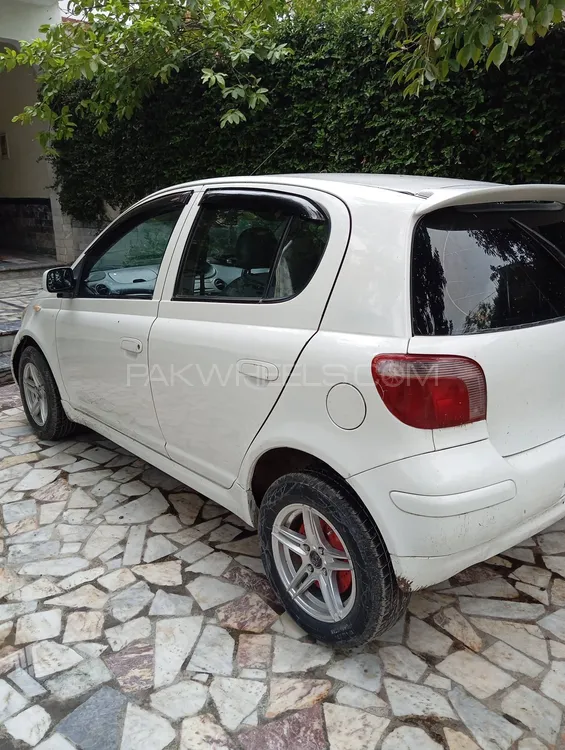 Toyota Vitz 2003 for Sale in Charsadda Image-1