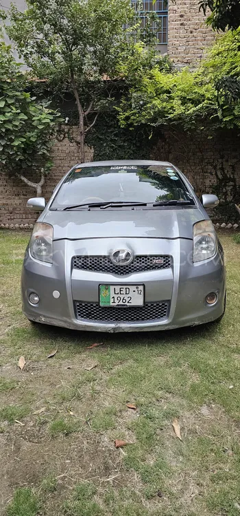 Toyota Vitz 2007 for Sale in Peshawar Image-1