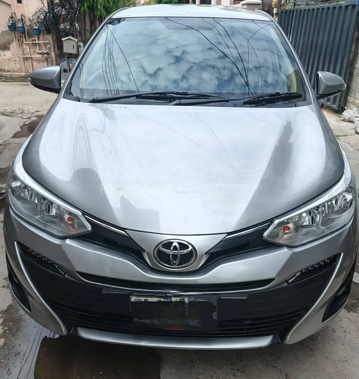 Toyota Yaris Sedan 2020 for Sale in Lahore Image-1