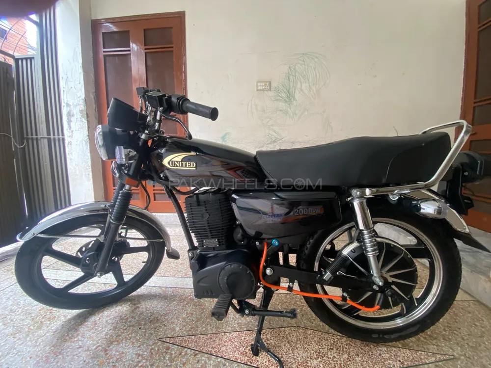 United EV Bullet 2025 for Sale Image-1