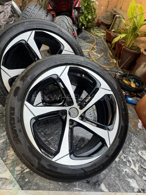 Alloy Rims Image-1