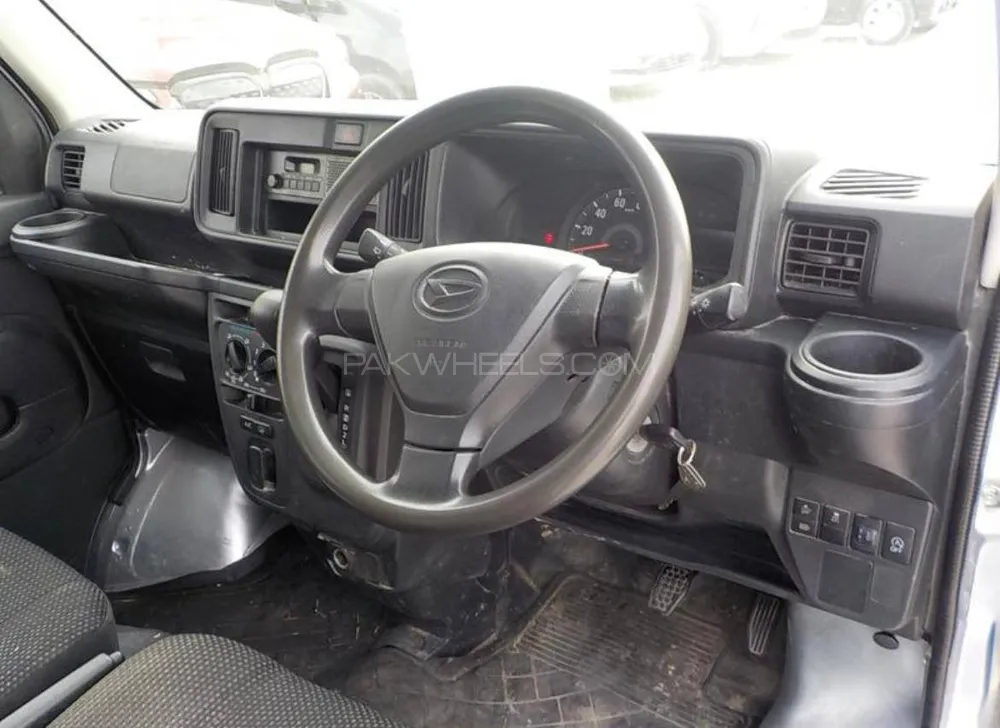 Daihatsu Hijet 2019 for Sale in Karachi Image-1