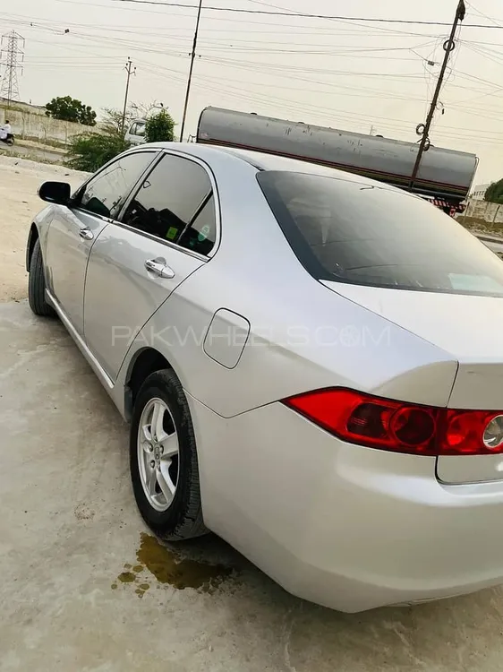 Honda Accord 2004 for Sale in Karachi Image-1