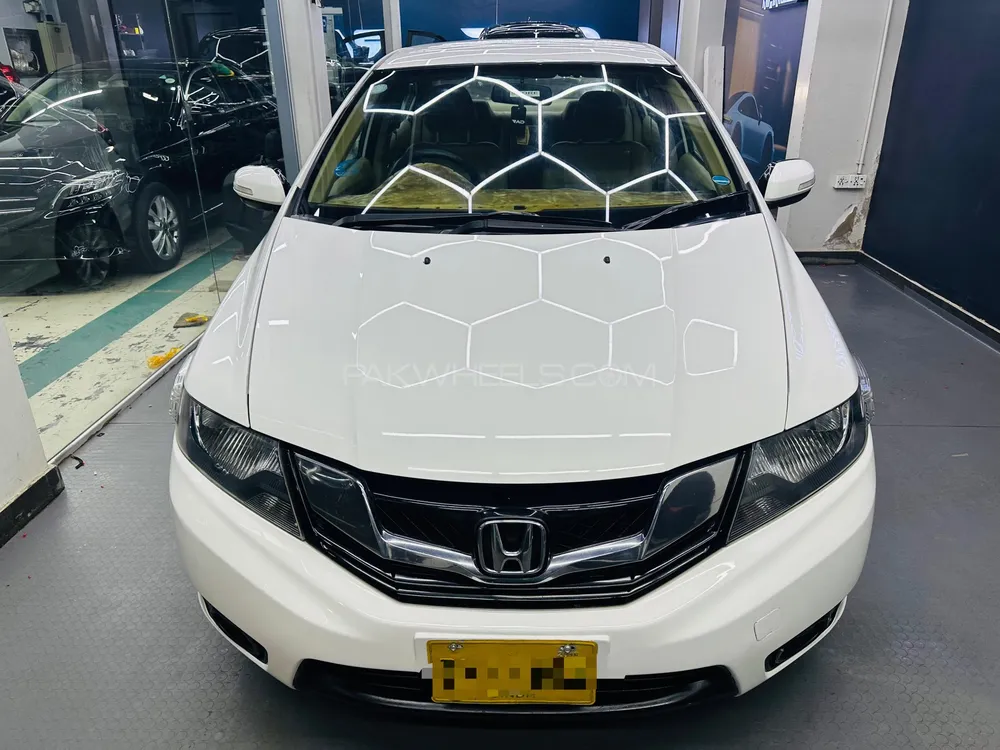 Honda City 2018 for Sale in Karachi Image-1
