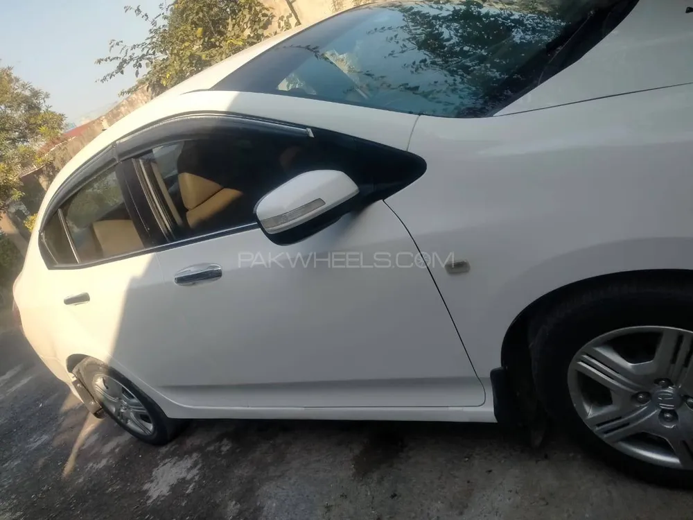 Honda City 2014 for Sale in Lahore Image-1