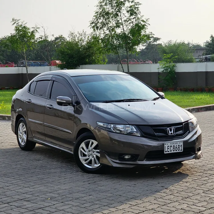 Honda City 2018 for Sale in Lahore Image-1