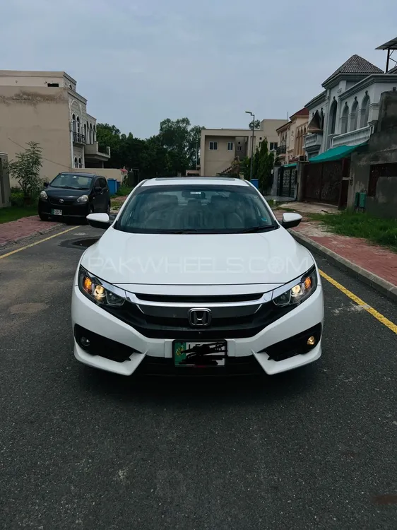 Honda Civic 2018 for Sale in Lahore Image-1