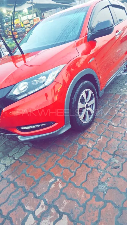 Honda Vezel 2016 for Sale in Gujranwala Image-1