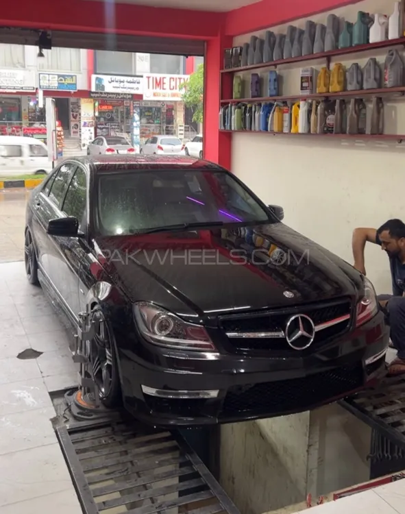 Mercedes Benz C Class 2009 for Sale in Islamabad Image-1
