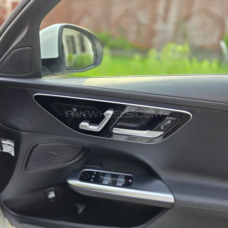 Mercedes Benz C Class 2021 for Sale in Lahore Mercedes Benz C Class 2021 for Sale in Lahore Image-13