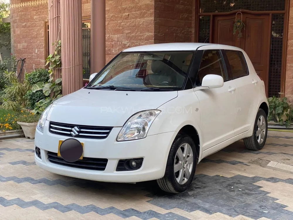 Suzuki Swift 2017 for Sale in Karachi Image-1