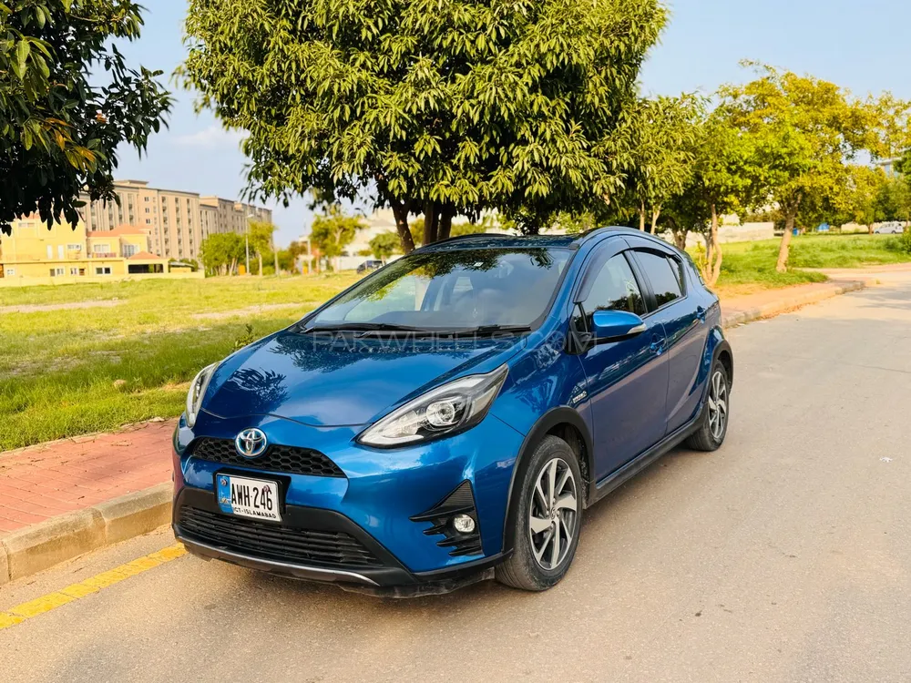 Toyota Aqua 2017 for Sale in Islamabad Image-1