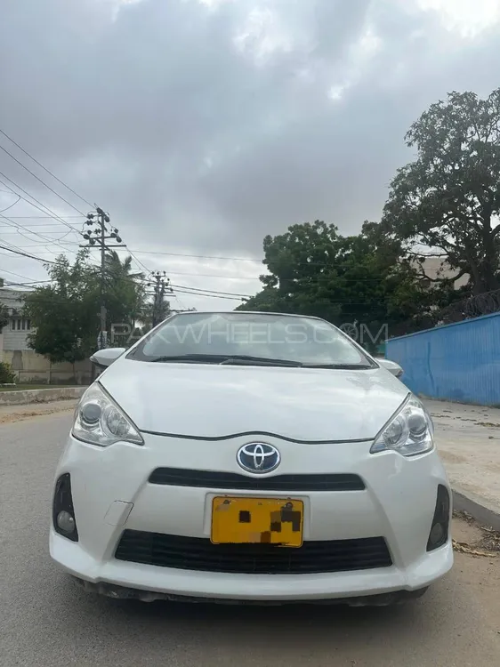 Toyota Aqua 2012 for Sale in Karachi Image-1