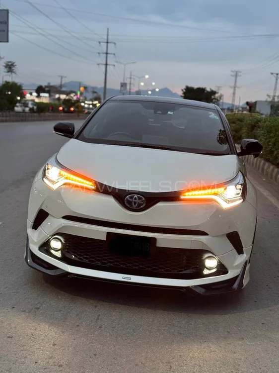 Toyota C-HR 2019 for Sale in Lahore Image-1