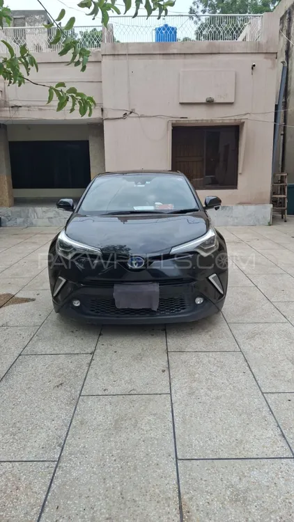 Toyota C-HR 2019 for Sale in Lahore Image-1
