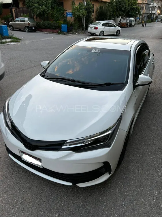 Toyota Corolla 2015 for Sale in Islamabad Image-1