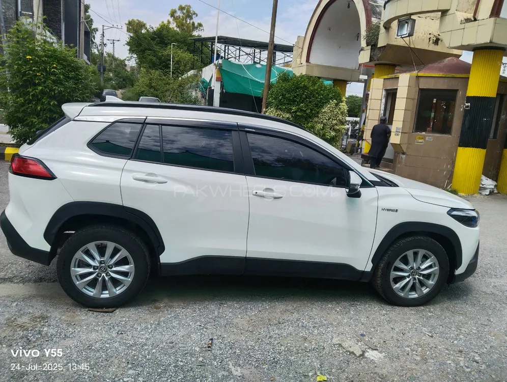 Toyota Corolla Cross 2025 for Sale in Rawalpindi Image-1