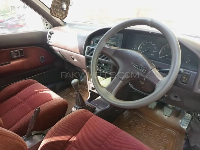 Toyota Corolla 1988 for Sale in Islamabad Image-1