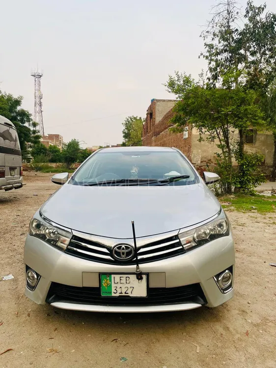 Toyota Corolla 2017 for Sale in Faisalabad Image-1